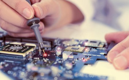 What is a degree in Electrical Engineering?