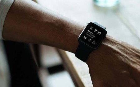 What are the advantages of owning a Smart Watch?