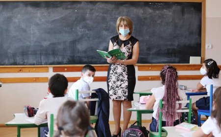 Changing schools - how does it affect your little ones?