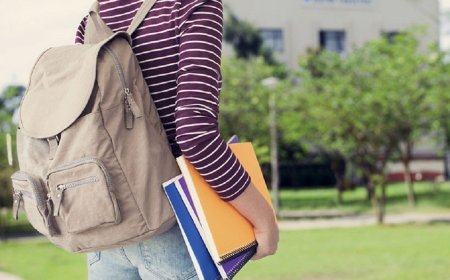 Student's backpack - a matter of great importance