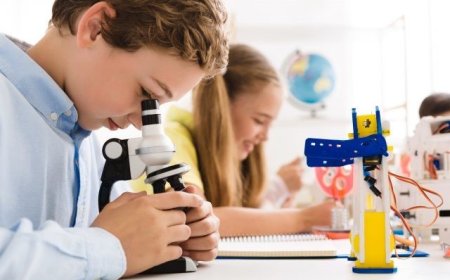 10 things that will be useful to every student