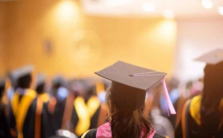 Scholarships for graduate students in Pakistan