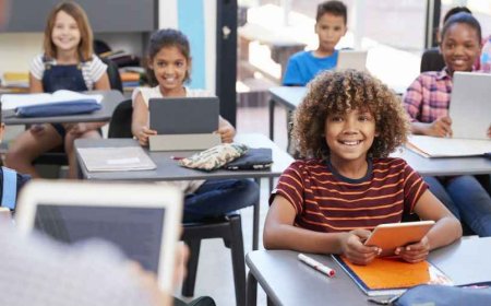 Empowering Students Through Tech Classes: Unlocking Digital Skills and Creativity
