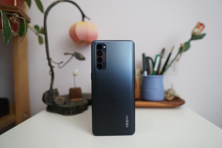 Oppo Reno 4 â€œ The Flagship King