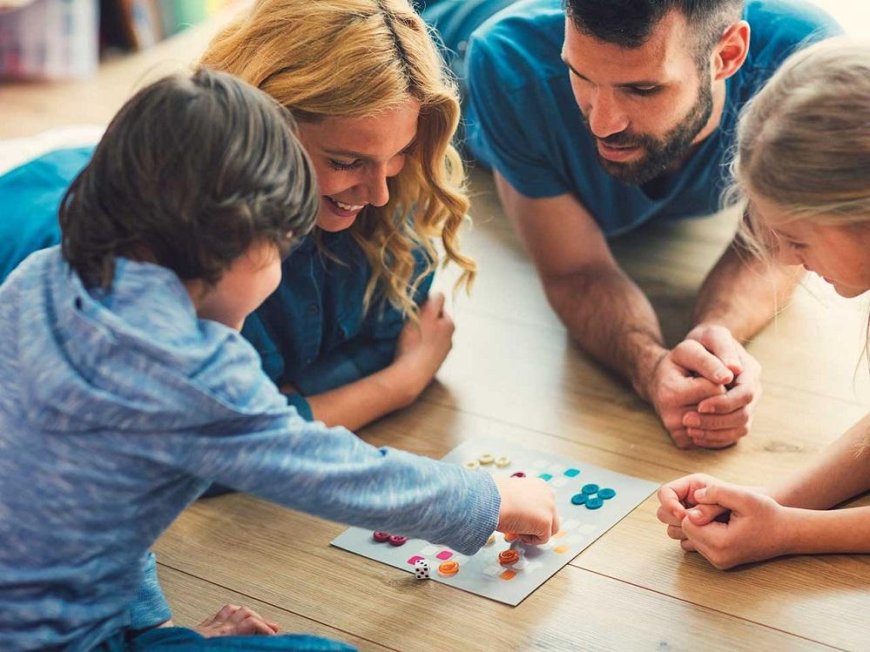 Family picnic at home? Bet on board games!