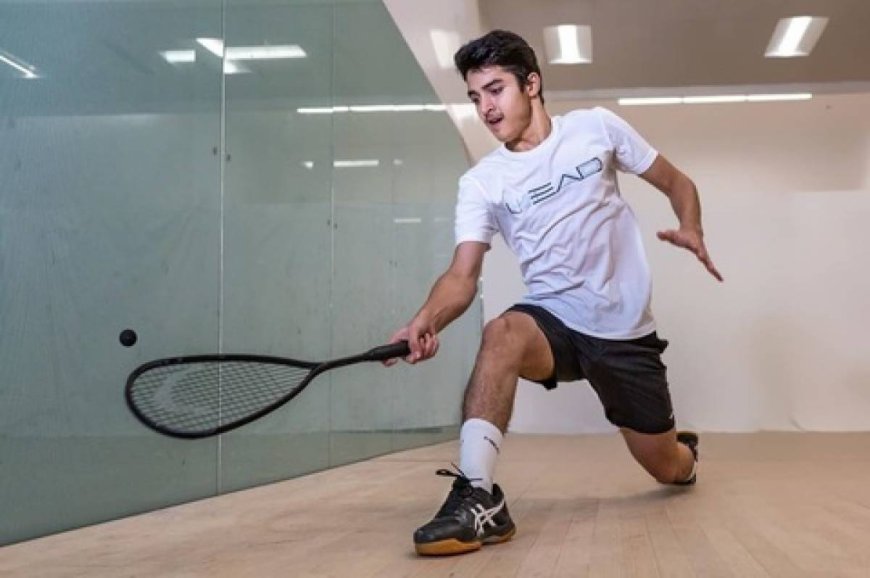 Huzaifa Ibrahim of Pakistan won the Junior Squash Championship in USA