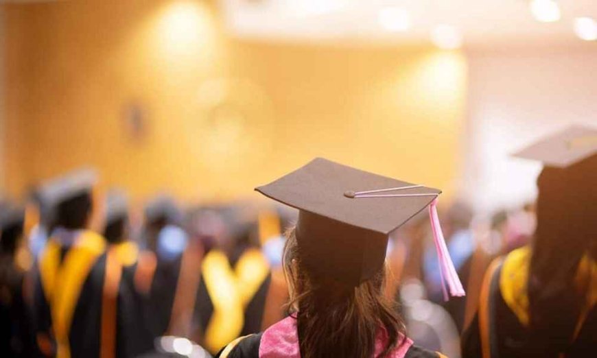 Scholarships for graduate students in Pakistan