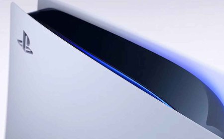 The Compact and Lightweight PS5 Slim