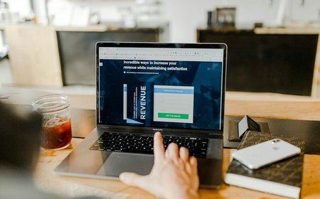 How to Pay Off Credit Card Debt Fast: The 2026 Guide to Escaping High-APR Traps